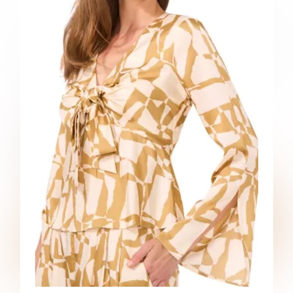 $95 PARKER TAN Cream PRINTED SATIN BELL SLEEVE TOP WITH FRONT TIE STUNNING 🌺NWOT